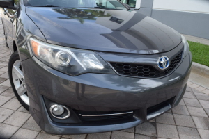 2014 Toyota Camry Hybrid 