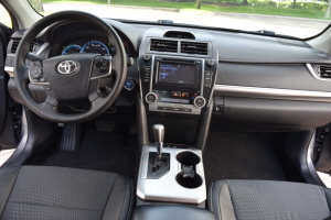 2014 Toyota Camry Hybrid 