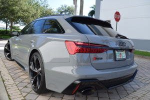 2023 Audi RS6 Avant 